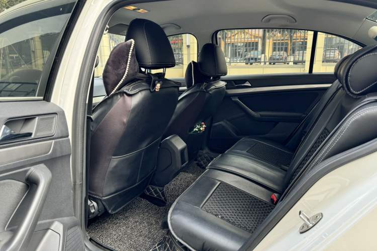 Used Volkswagen Lavida 2019 Lavida Start 1.5L Automatic Trendy Version China VI Standard