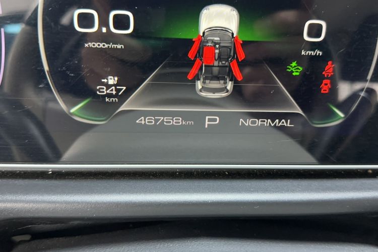 Used ORA Good Cat 2023 401 km Standard Range Luxury Version Lithium Iron Phosphate
