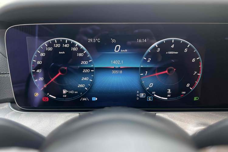 Used Mercedes-Benz CLS 2022 CLS 300 Luxury Model