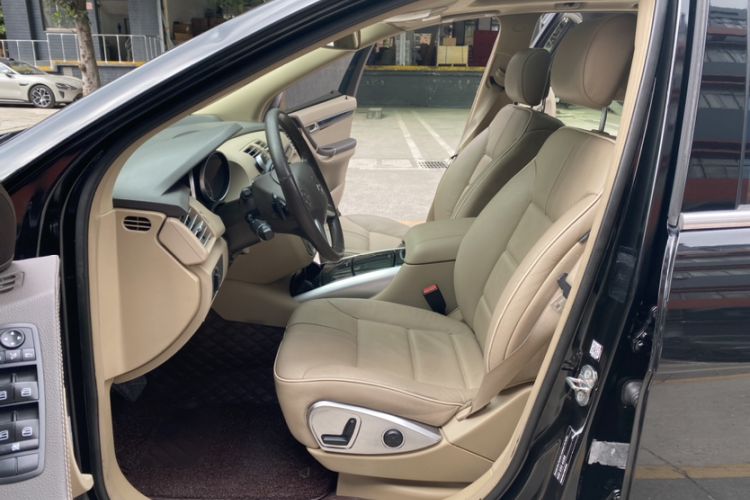 Used Mercedes-Benz R-Class 2015 R 320 4MATIC Luxury Model
