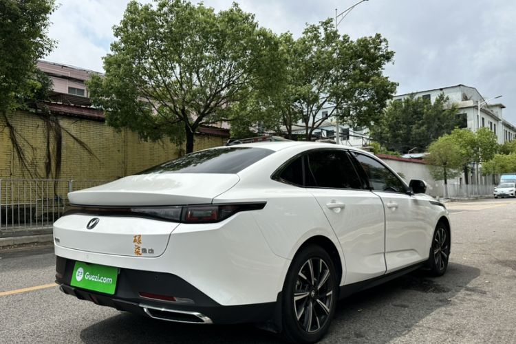 Used CHANGAN Eado 2025 Blue Whale 1.5T 500Bar Prestige Model Exterior 7