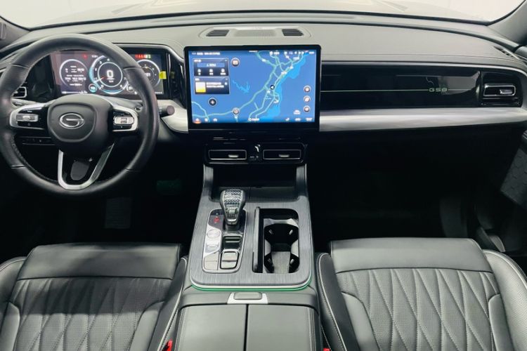 Used GAC Trumpchi GS8 2024 Linghang Series 2.0 TGDI Four-Wheel Drive Luxury Smart Connectivity Version Interior 3