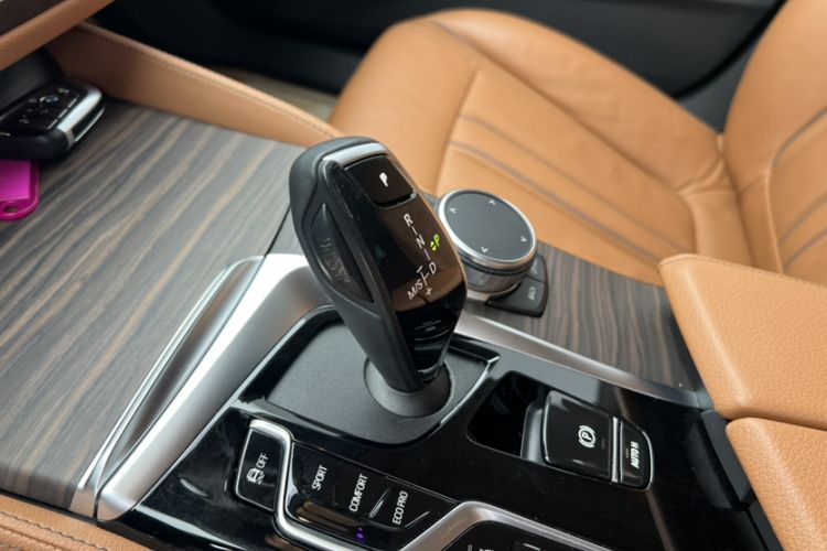 Used BMW 6 Series GT 2021 Updated 630i Luxury Design Package Interior 5