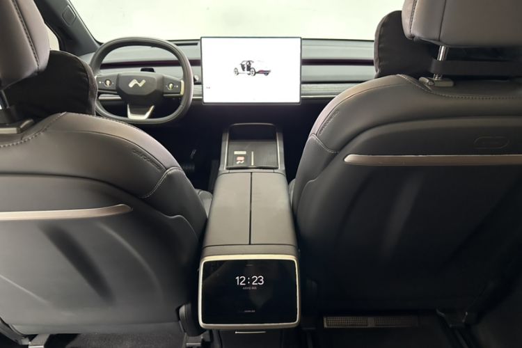 Used ONVO L60 2024 60 kWh Rear-Drive Version Interior 4