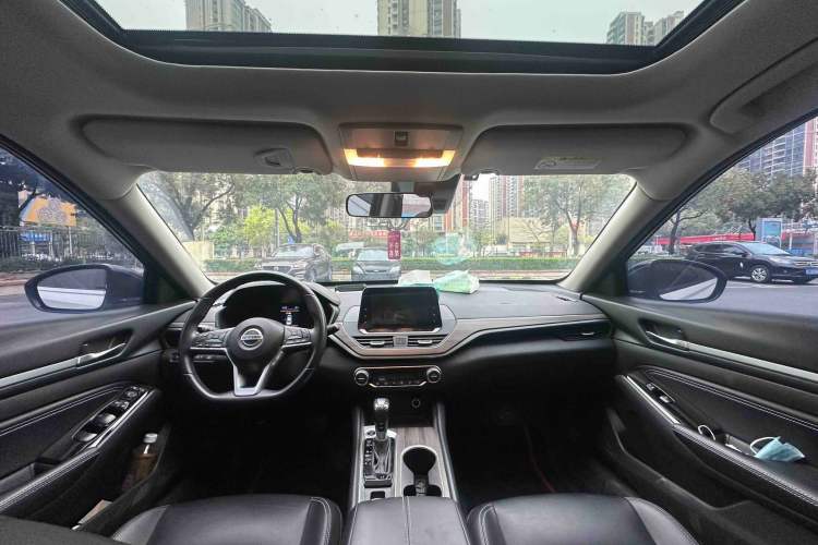 Used Nissan Teana 2021 2.0L XL Comfort Edition Interior 2