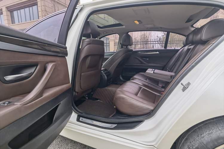 Used BMW 5 Series 2014 525Li Luxury Design Package