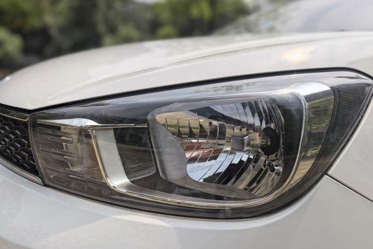 Used Kia Pegas 2017 1.4L Manual Value Edition Left Front Headlight