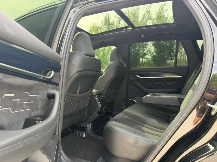 Geely Auto Monjaro L 2024 2.0TD High-Power Automatic Two-Wheel Drive Skyline Edition — снимка 9