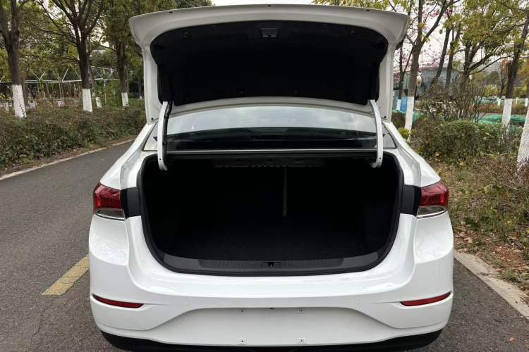 Used Buick GT 2019 15T Dual-Clutch Connected Elite Model China VI