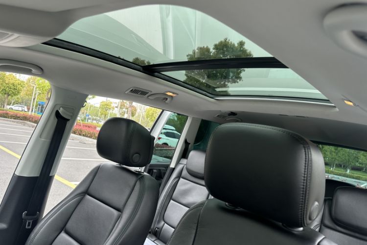 Used Volkswagen Sharan 2016 280TSI Enjoyment Model 7-Seater Headliner