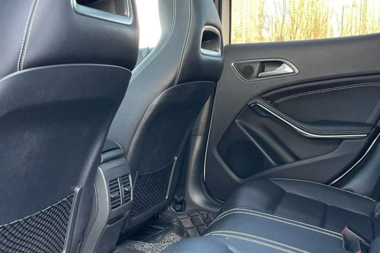 Used Mercedes-Benz GLA 2016 GLA 200 Fashion Model