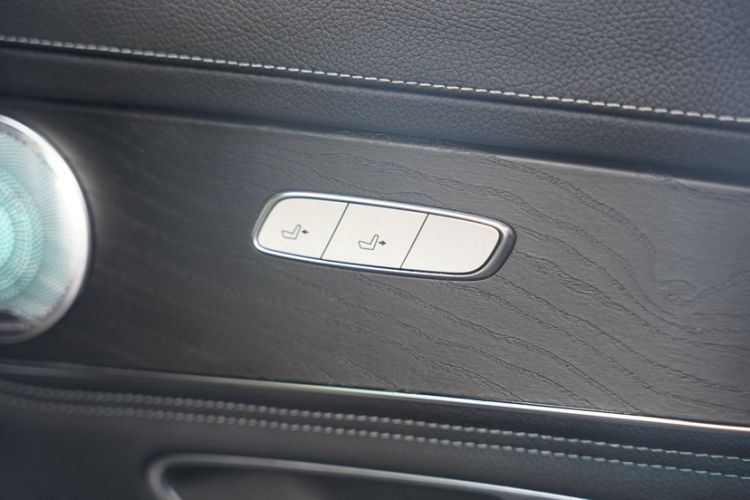 Used Mercedes-Benz C-Class 2017 C 180 L Sport Edition Interior 7