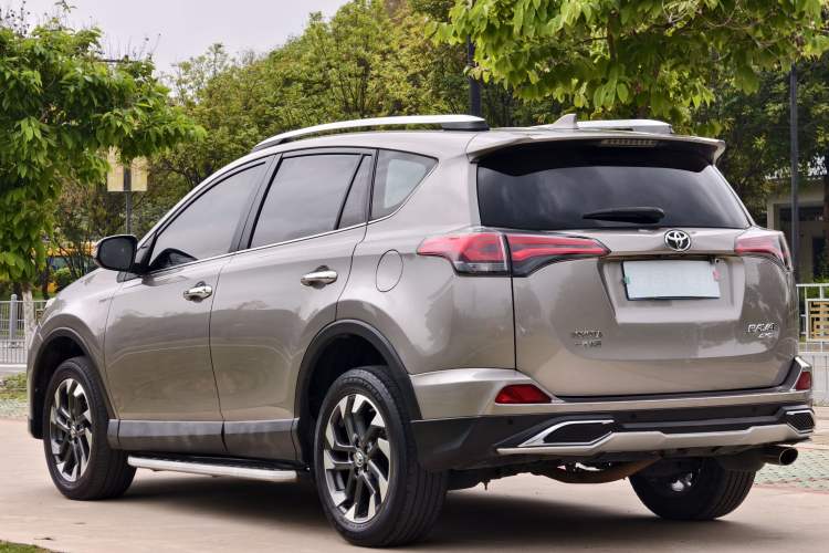 Used Toyota RAV4 2018 2.5L Automatic 4x4 Elite i Edition
