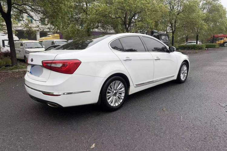 Used Kia Cadenza 2013 2.4L Business Sunroof Version China IV Standard