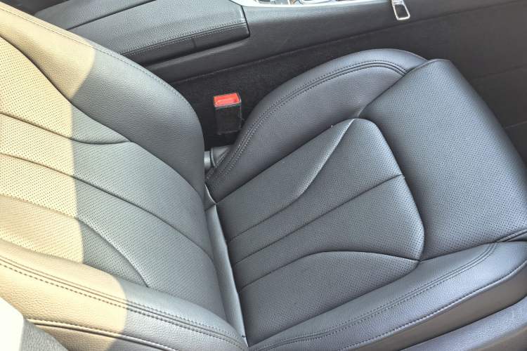 Used Geely Auto Emgrand GT 2015 2.4L Comfort Model Left Front Seat