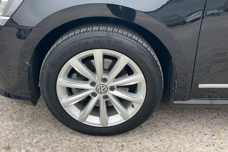 Used Volkswagen Passat 2017 330TSI DSG Luxury Edition
