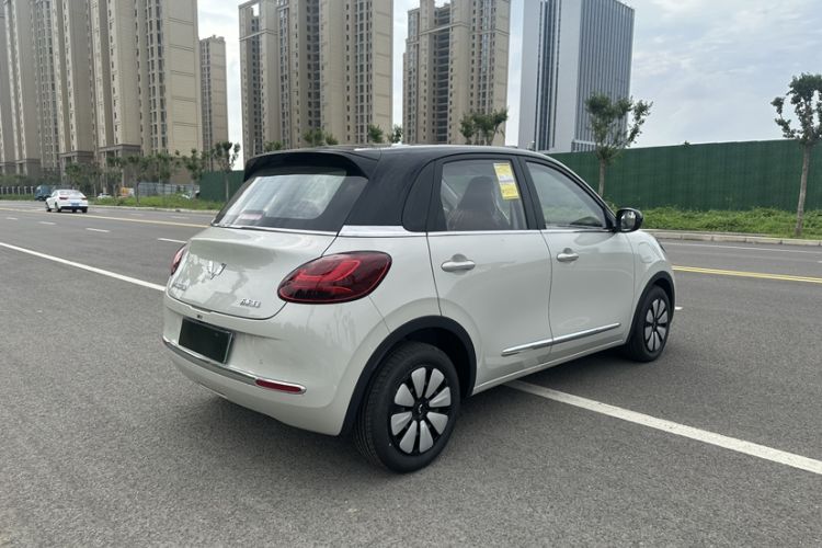 Used Wuling Bingo 2024 410 km Lingxi Deluxe Edition