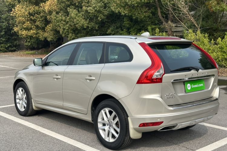 Used Volvo XC60 2017 T5 Smart Upgrade Edition