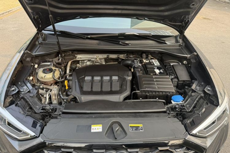 Used Audi Q3 2023 40 TFSI Fashion Dynamic Model