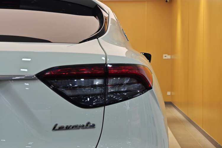 Used Maserati Levante 2022 2.0T GT Sharp Edition
