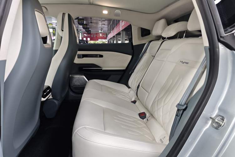 Used Hyptec GT 2023 710 Rear-Drive Supercharge Max Edition Interior 2