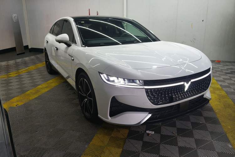 Used VOYAH PASSION 2024 PHEV Four-Wheel Drive Ultra-Long Range Flagship Model Exterior 2