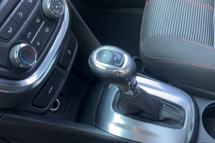 Used Buick Encore 2015 1.4T Automatic Two-Wheel Drive Urban Elite Version