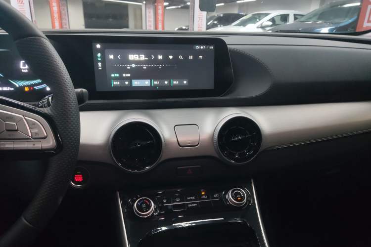 Used FORTHING T5 EVO 2024 1.5TD DCT Starry Edition
