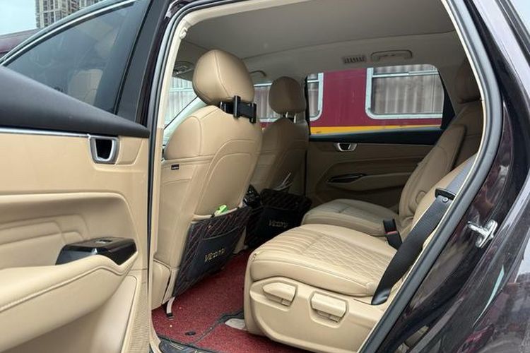 Used Wuling Victory 2023 2.0L DHT Deluxe Edition
