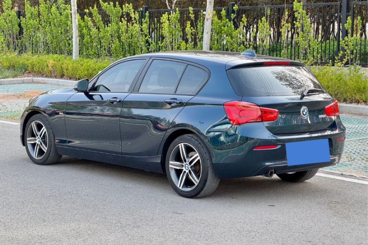 Used BMW 1 Series 2015 120i Sport Design Package
