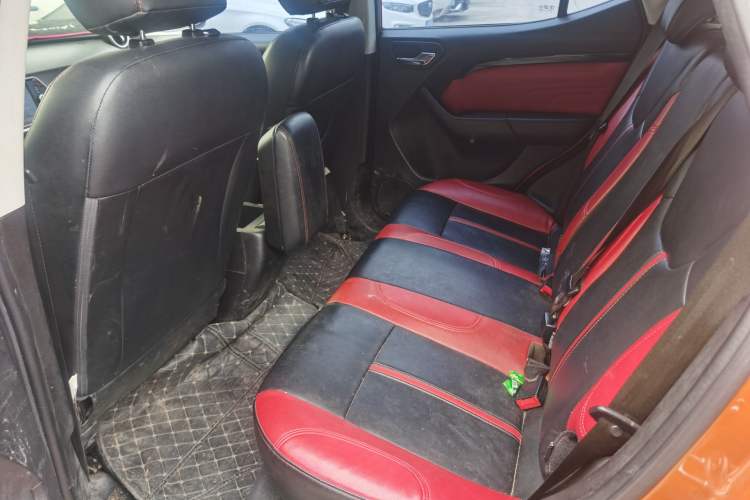 Used Soueast DX3 2016 1.5T CVT Jingcai Edition
