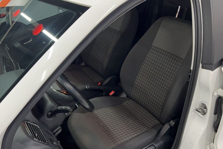 Used Volkswagen Polo 2016 1.6L Automatic Comfort Model