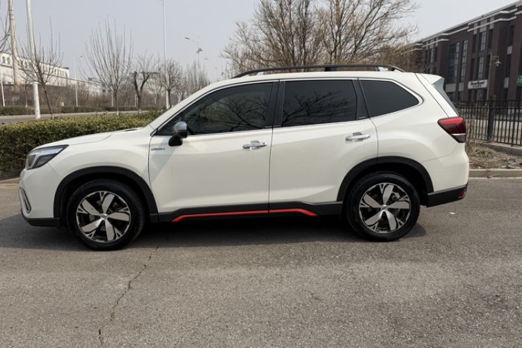 Used Subaru Forester 2020 2.0i e-Boxer Flagship Edition with EyeSight
