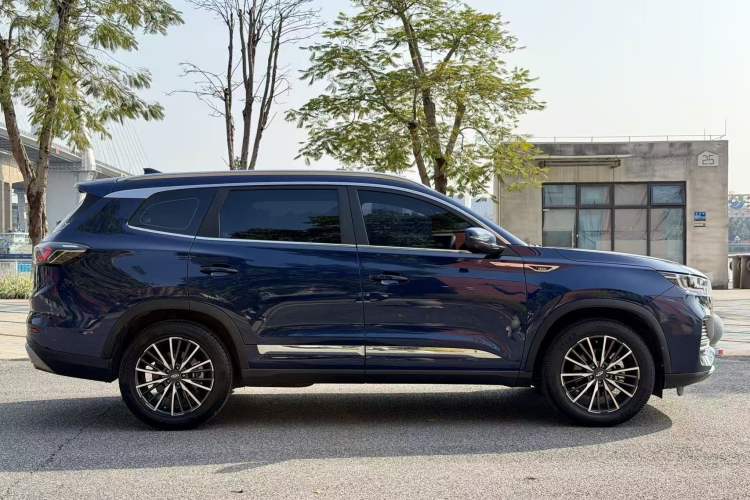 Used Chery Tiggo 8 PLUS 2022 290TGDI DCT Luxury Edition
