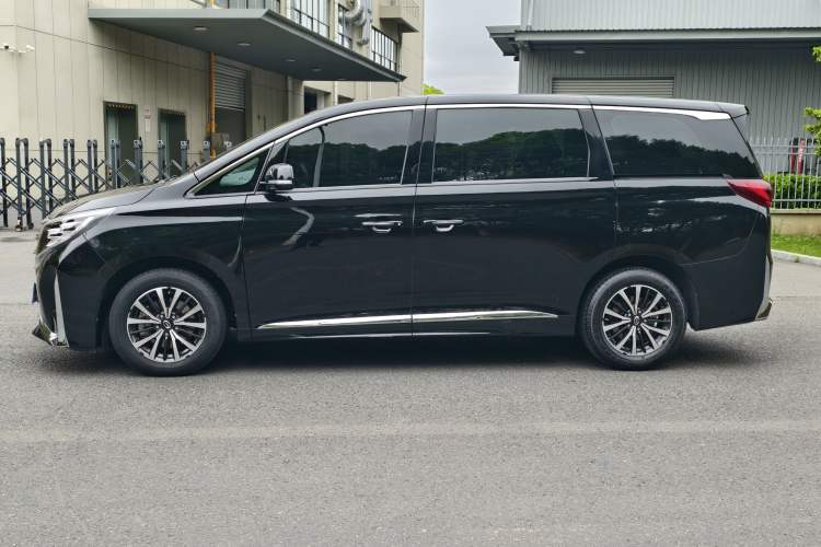 Used GAC Trumpchi M8 2023 Lingxiu Series 390T Luxury Edition Exterior 3