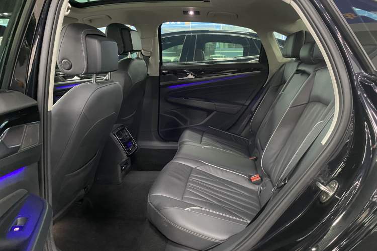 Used Volkswagen Passat 2023 Restyled 330TSI Starry Luxury Edition
