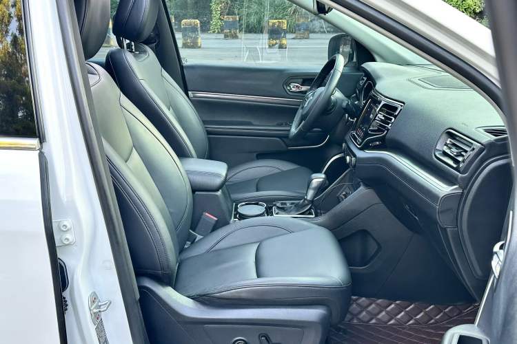 Used Jeep Grand Commander 2018 2.0T Two-Wheel Drive Enjoy Edition China V