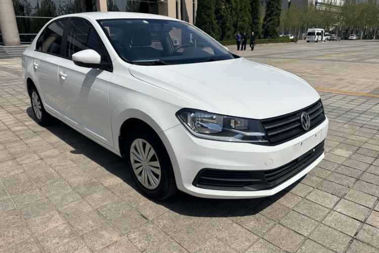 Used Volkswagen Santana 2016 1.6L Manual Fashion Edition Exterior 7