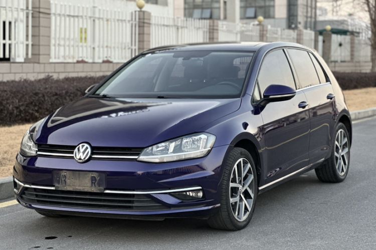 Used Volkswagen Golf 2018 230TSI Automatic Luxury Version