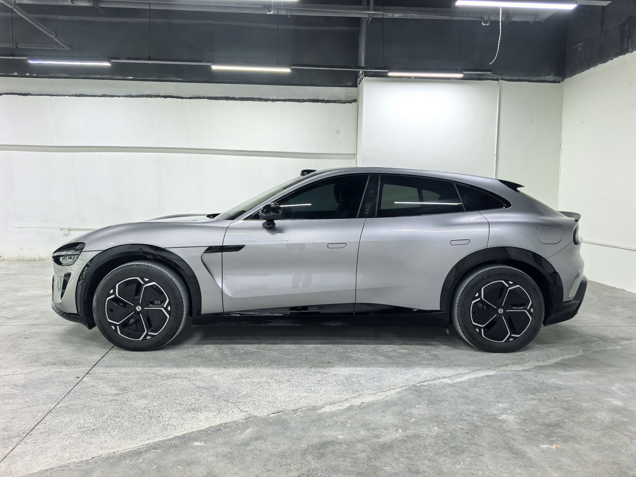 Xiaomi Auto YU7 2025 Ultra-Long Range Rear-Wheel Drive Version — снимка 18