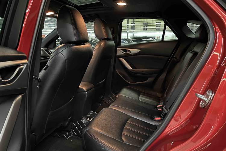 Used Mazda CX-4 2018 2.0L Automatic Two-Wheel Drive Blue Sky Dynamic Version China V Standard Interior 5