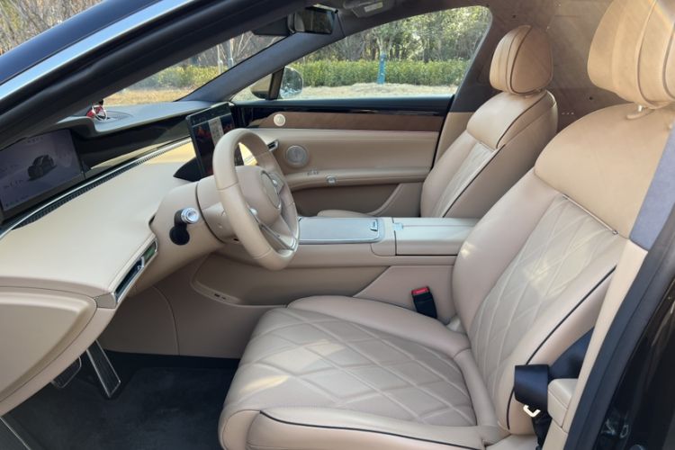 Used Hima Stelato S9 2024 All-Electric Ultra Four-Wheel-Drive Flagship Edition Interior 4