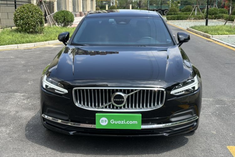 Used Volvo S90 2022 B5 Zhiyuan Luxury Edition
