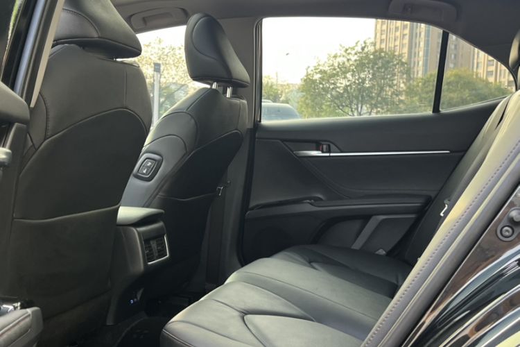 Used Toyota Camry 2023 2.5G Luxury Edition
