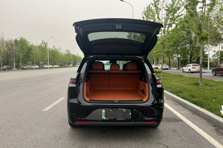 Used Li Auto L6 2025 Pro Smart Refresh Edition