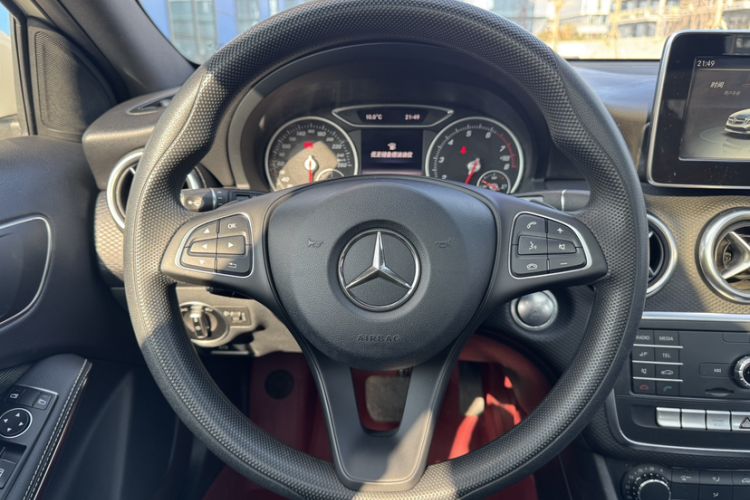 Used Mercedes-Benz A-Class (Import) 2016 A 180
