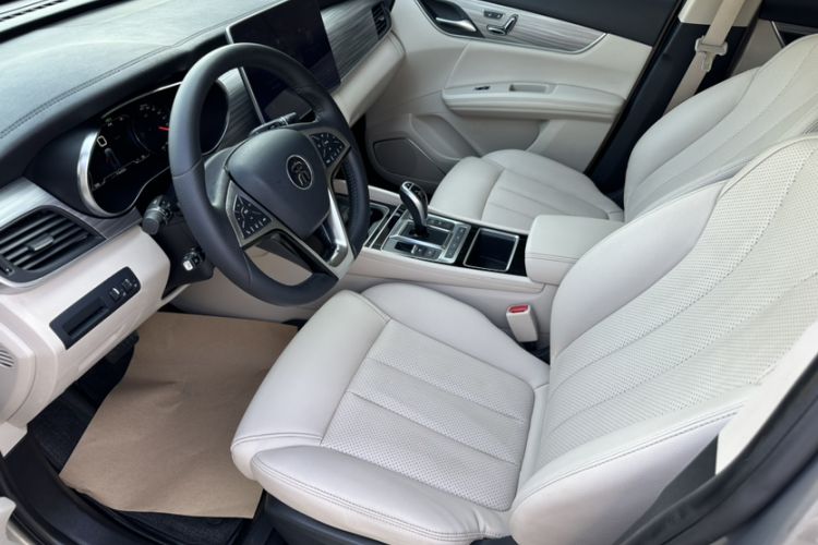 Used BYD Song MAX New Energy 2019 DM 1.5T Smart Connect Zhiyao Model 6-Seater China V Emission Standard
