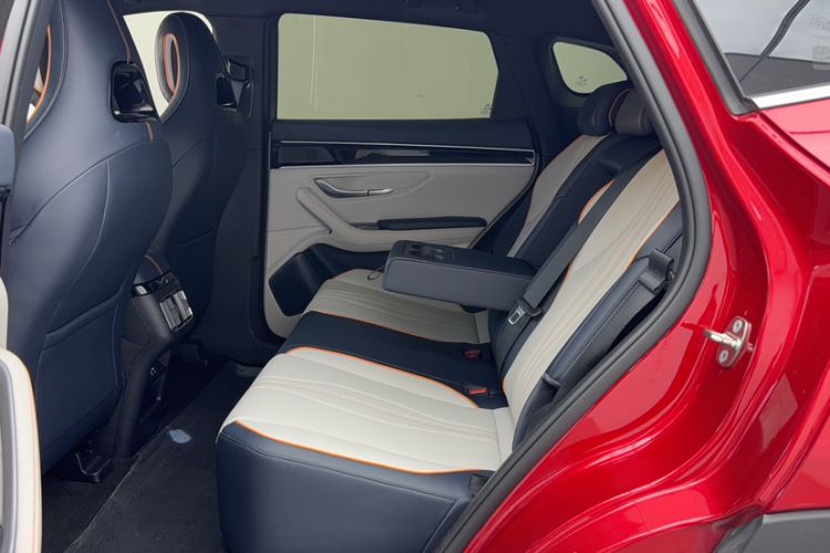 Used BYD Song PLUS New Energy 2023 Champion Edition EV 520KM Luxury Model