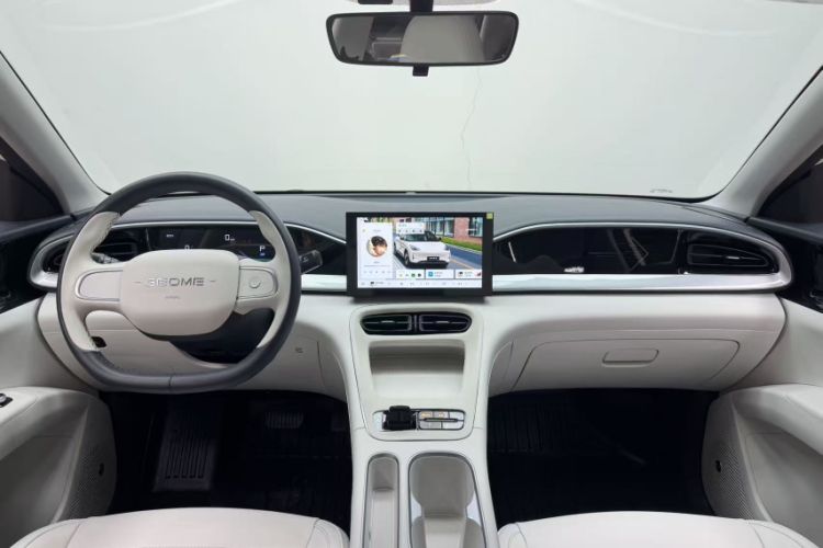 Used Geely Galaxy Geome 2025 310km Youth Edition
