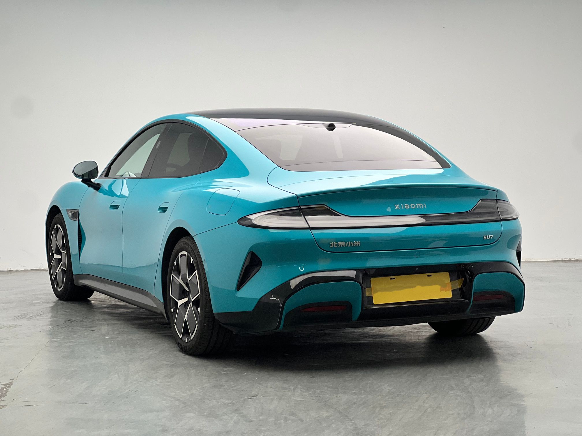 Xiaomi Auto SU7 2024 Rear-Drive Ultra-Long Range Advanced Pro-Level Intelligent Driving Version — снимка 16